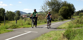 Milseburgradweg direkt hinter dem Ferienhaus